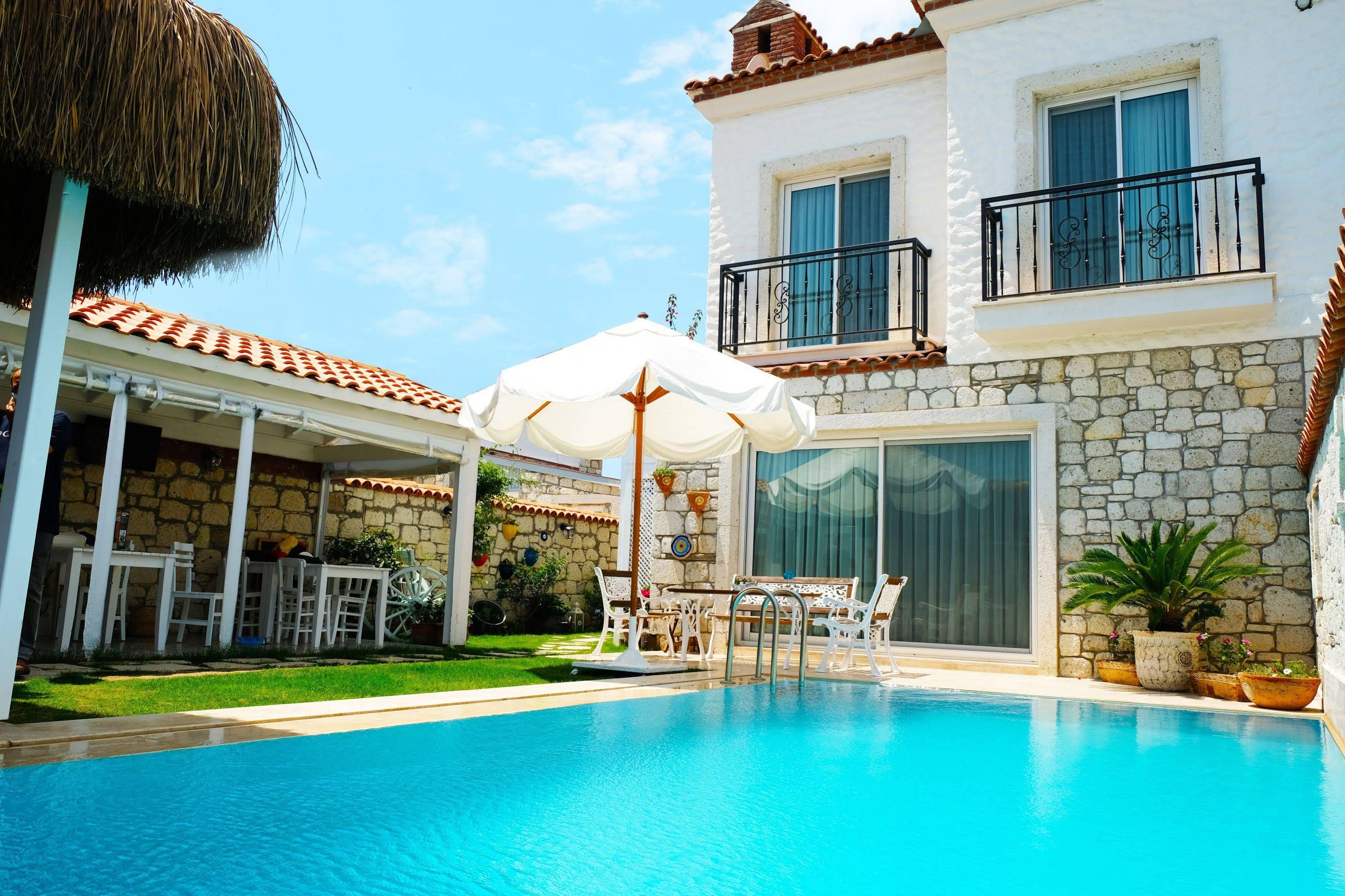 Bade Alacati Oda ve Kahvaltı İzmir