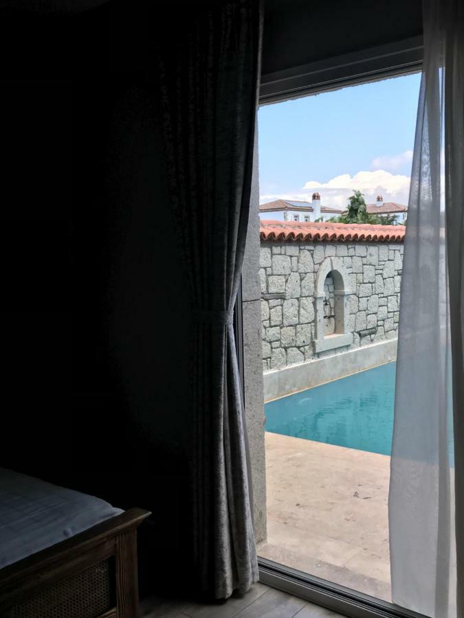 Couette-café Bade Alacati 3*